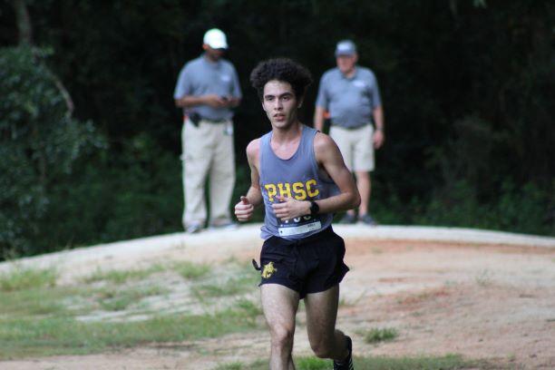 Luis Cruzado running 8K