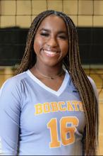Portrait of Janiya Lamar