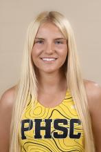 Portrait of Madisyn Toczylowski